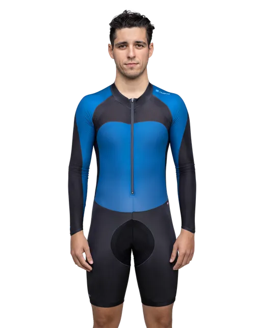 The model is 173 cm  and is wearing a size 6