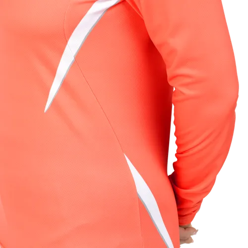 Anatomically Shaped Side Seam